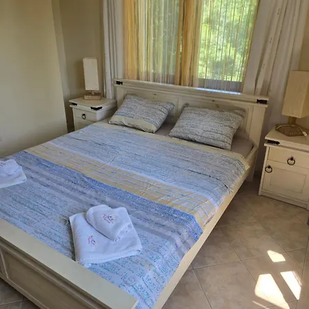 Santa Marina Apartaments- Karina 1 Aparthotel *