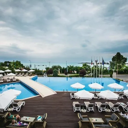 Apartahotel Santa Marina Apartaments- Karina 1 *