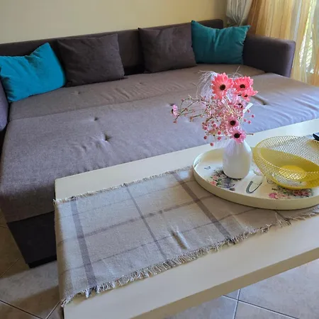 Santa Marina Apartments- Karina 1